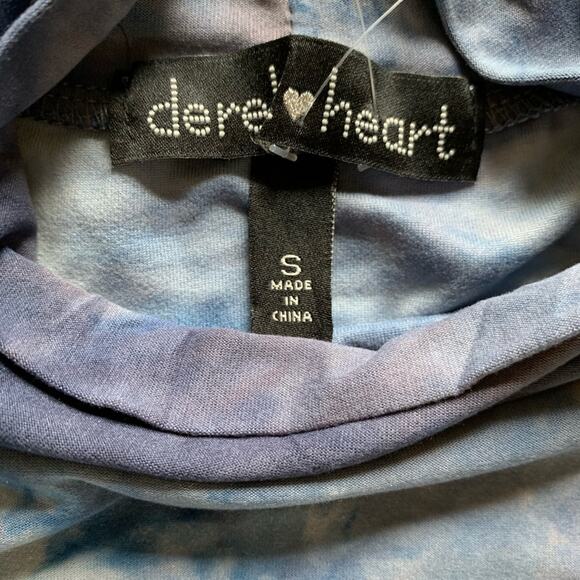 Derek Heart Blue TieDye Top Size Small - Picture 9 of 11